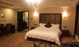 超值团购体验 张家界东方宾馆98元尊享三人间，畅游天门山核心区